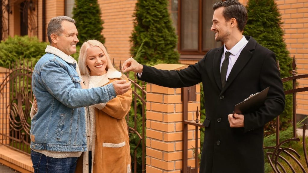 Benefits of Working with Cash Buyers as a Real Estate Agent